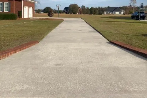 Driveway cleaning before and after in Clinton NC